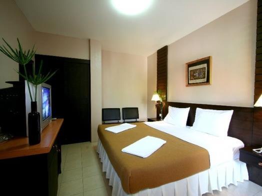 Pk Mansion Aparthotel Phuket Buitenkant foto