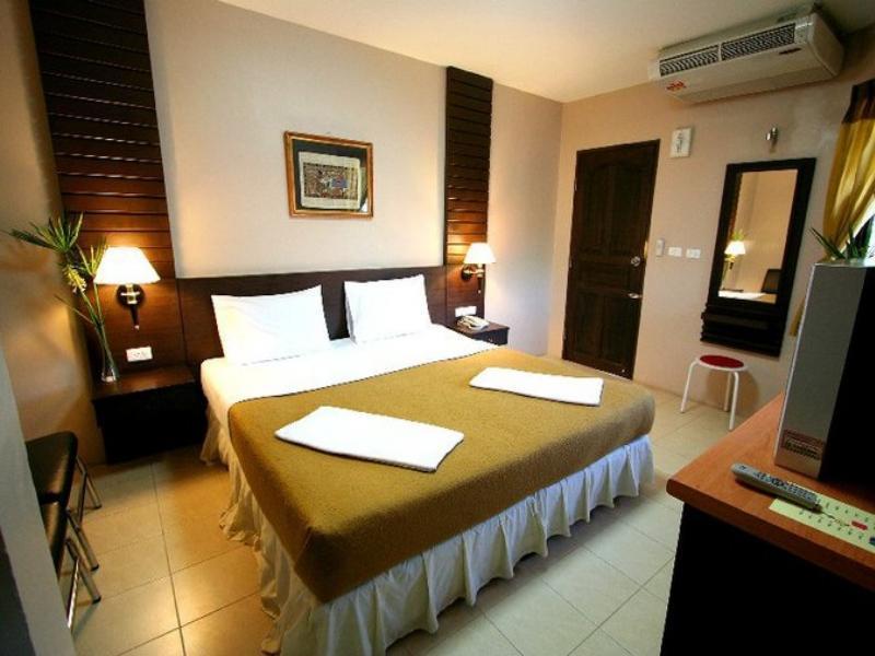 Pk Mansion Aparthotel Phuket Buitenkant foto