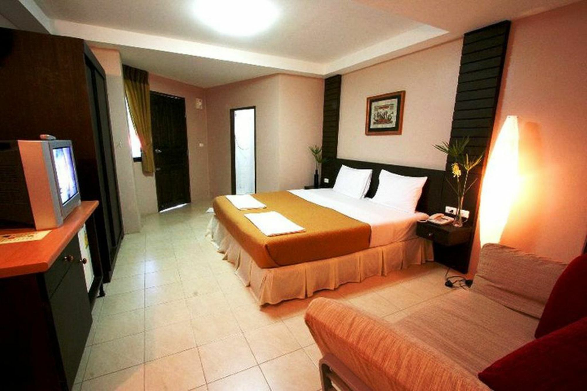 Pk Mansion Aparthotel Phuket Buitenkant foto