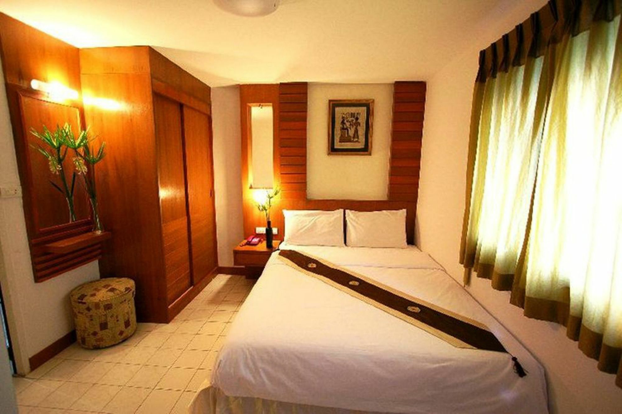 Pk Mansion Aparthotel Phuket Buitenkant foto